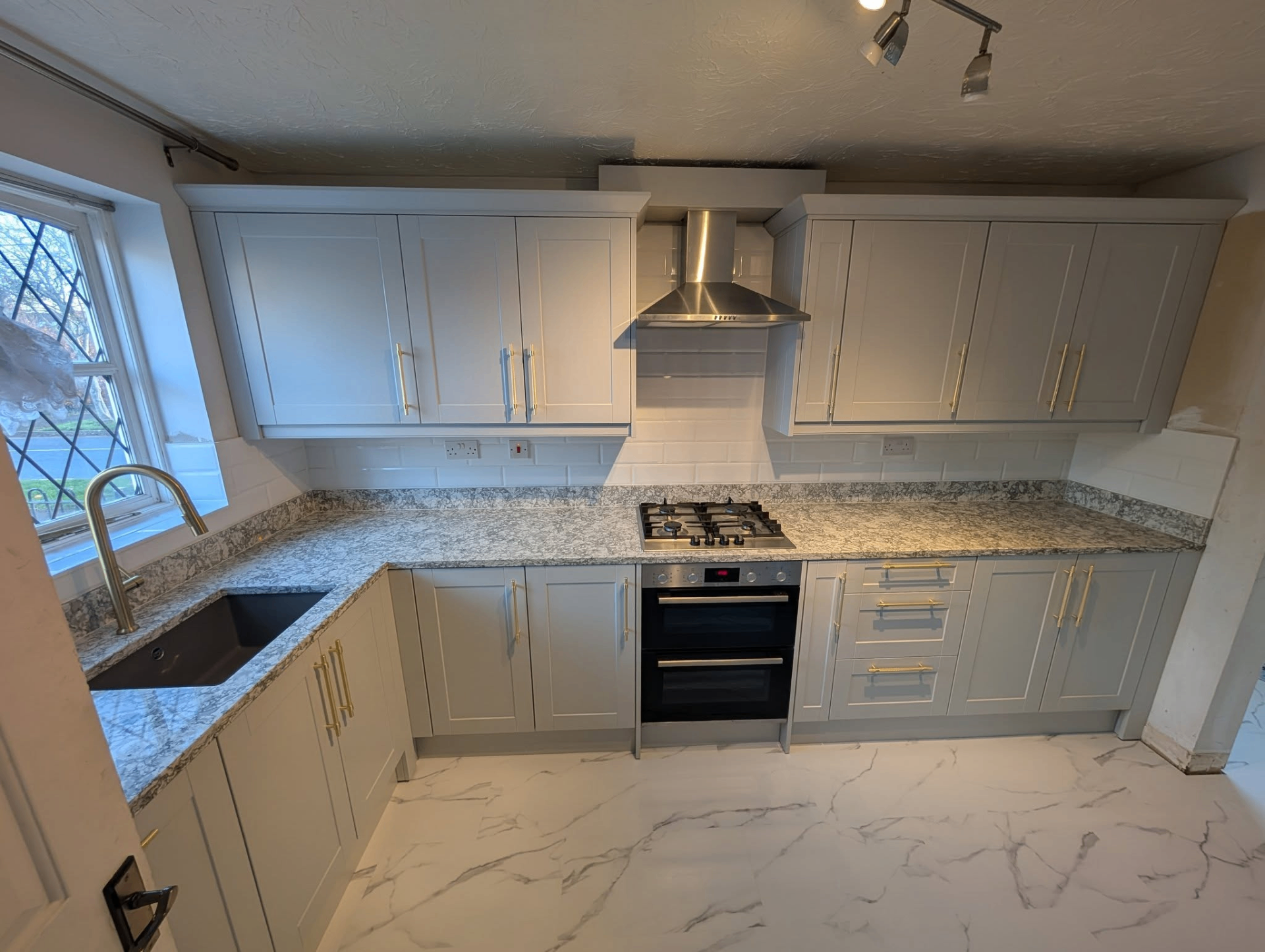 Shaker Kitchen Installation